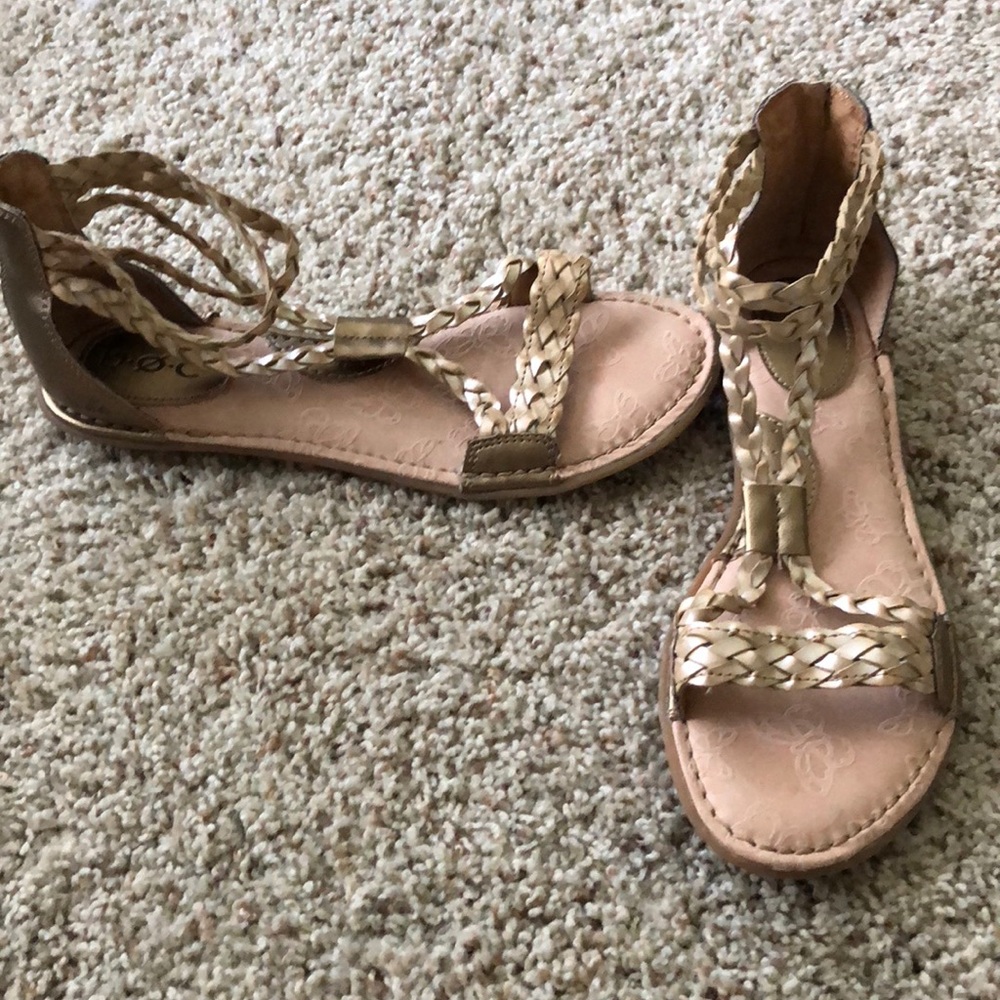 EUC BOC sandals!